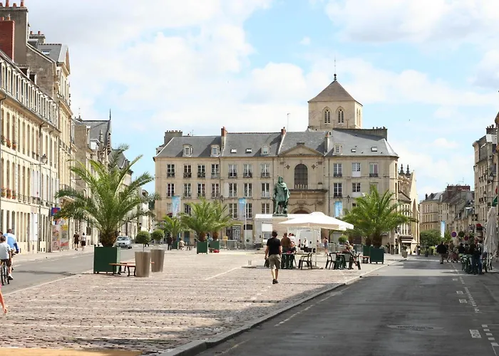 Port De Plaisance - Balcon - Hypercentre - Coup De Coeur קאין